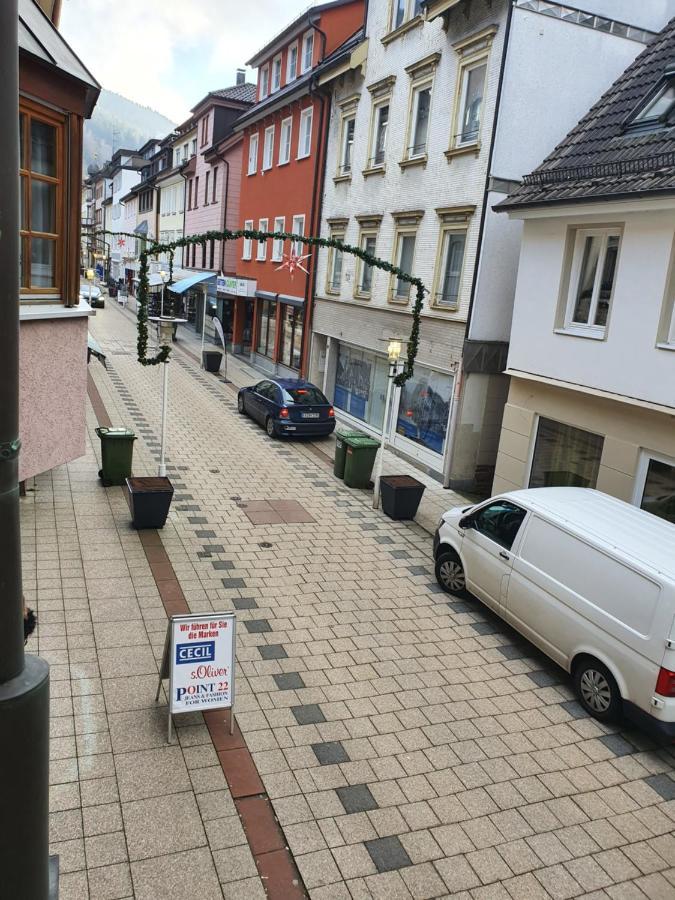 Ferienwohnung Nina Direkt In Zentrum Bad Wildbad Dış mekan fotoğraf